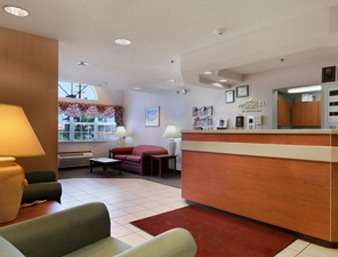 סנקה פולס Microtel Inn & Suites By Wyndham מראה פנימי תמונה